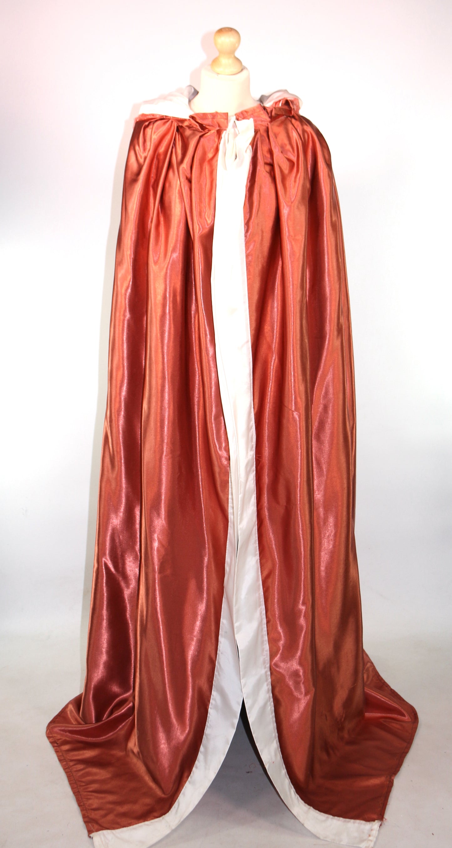 Peach Tafetta French Christine Cloak