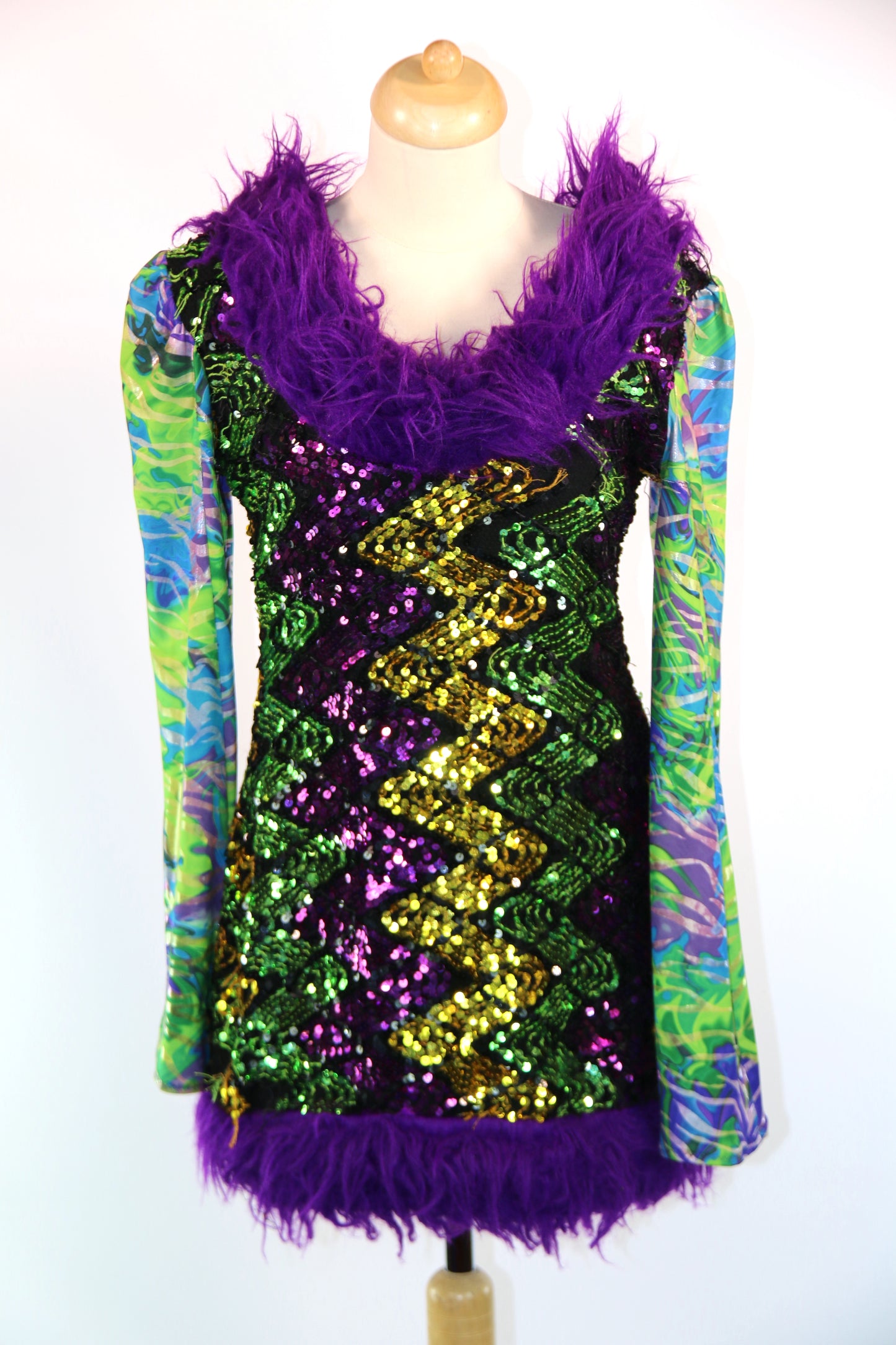 Buffy Dame Purple Green Dress