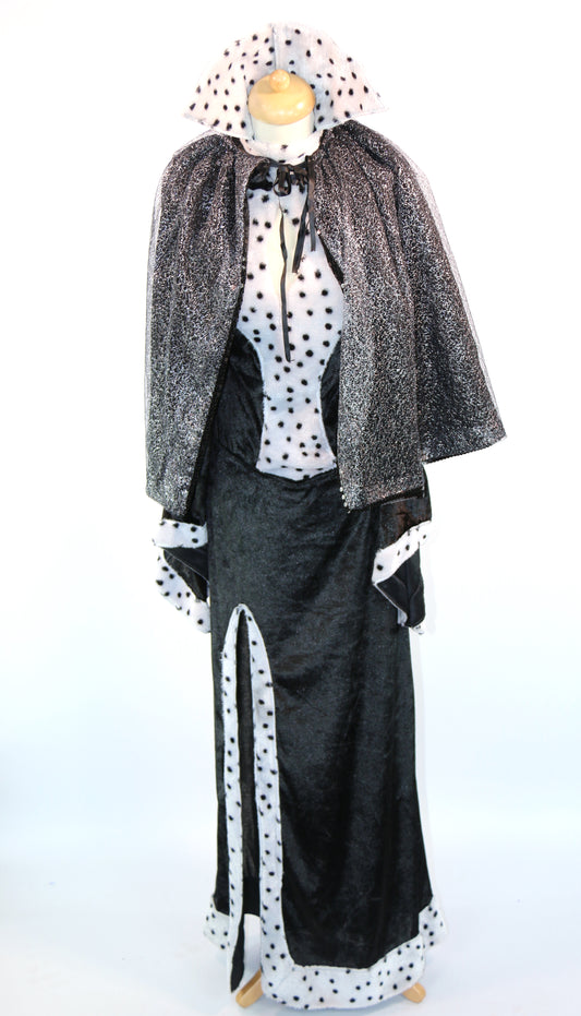 Black Silver Short Cape