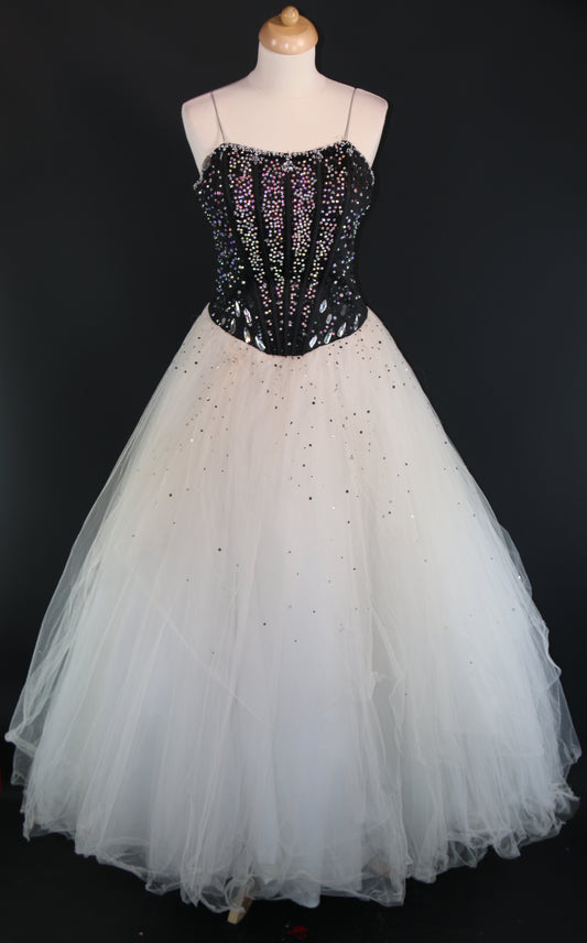 Evita White Black Ballgown