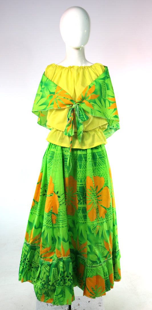 Green Jungle Print Dame Two Piece Suit