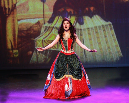 Hannibal Courtier Skirts, Corset