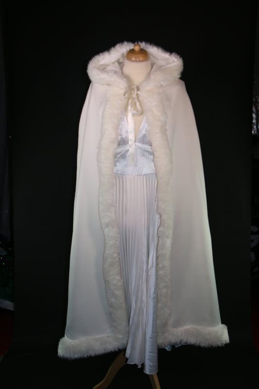 Cream Hooded Royal Family Cape